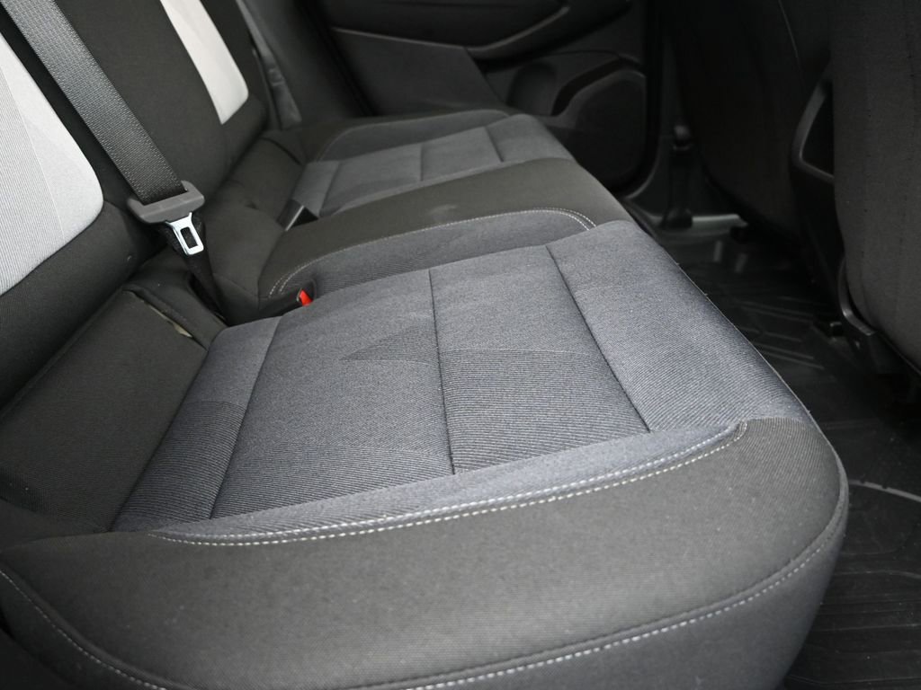 Used 2025 Chevrolet Trax RS w/ Sunroof Package image 21