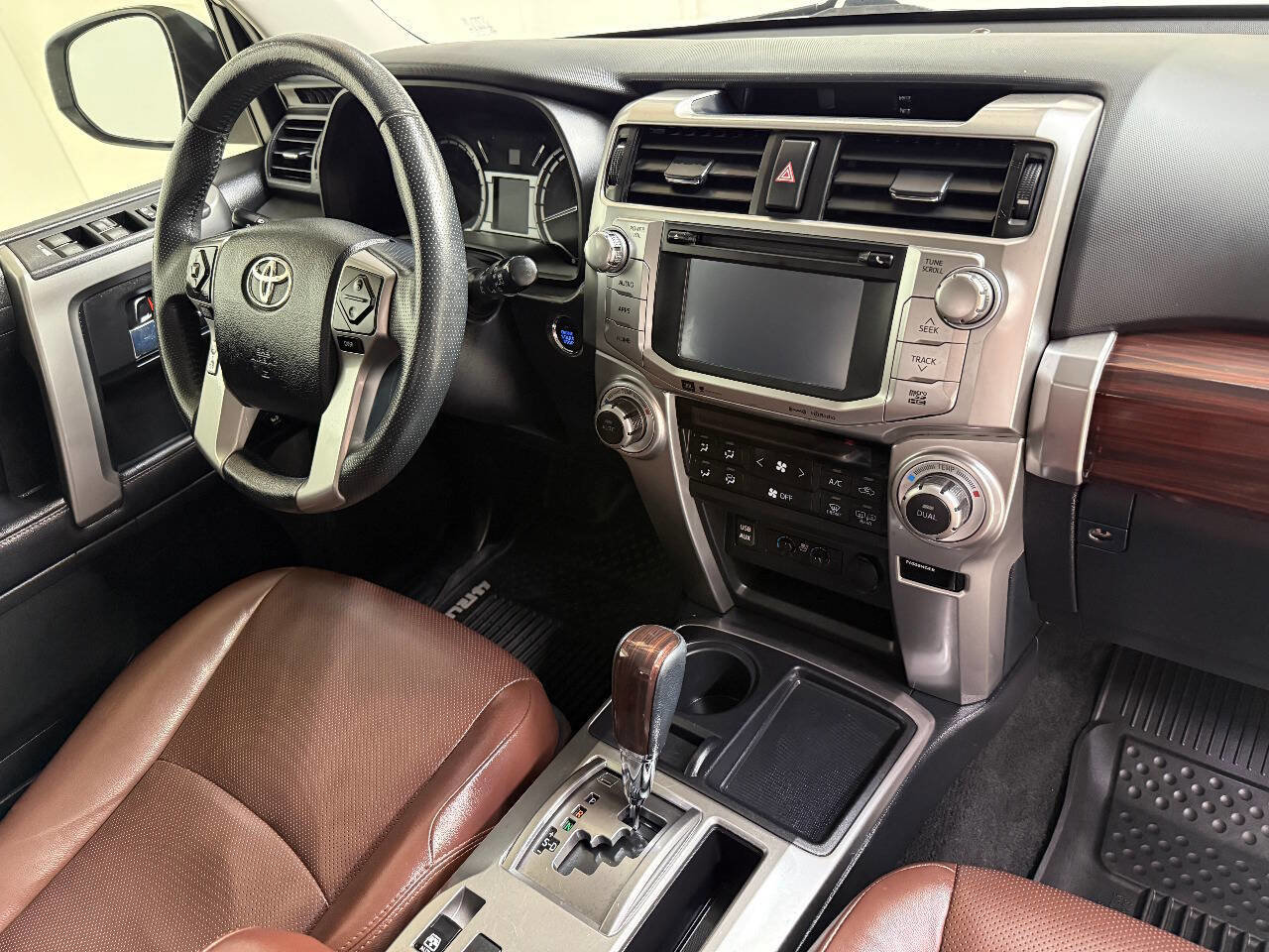 Used 2018 Toyota 4Runner Limited RWD image 36