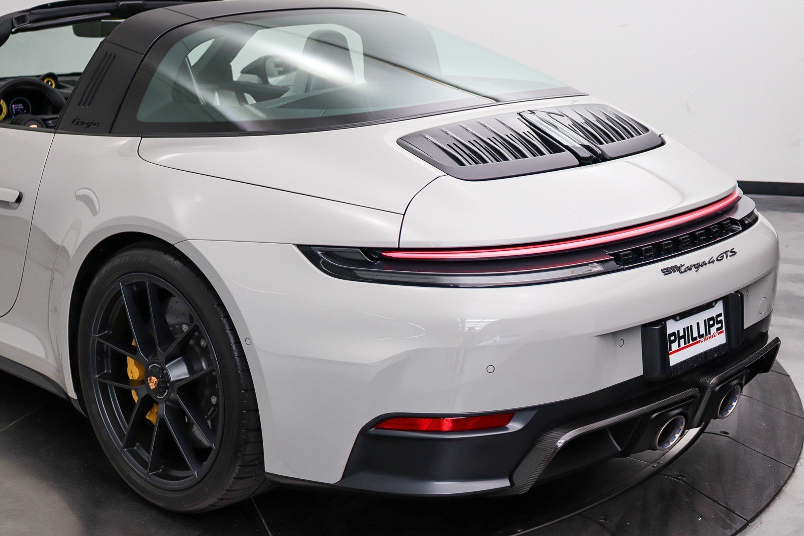 Used 2026 Porsche 911 Targa 4 GTS AWD/4WD image 25