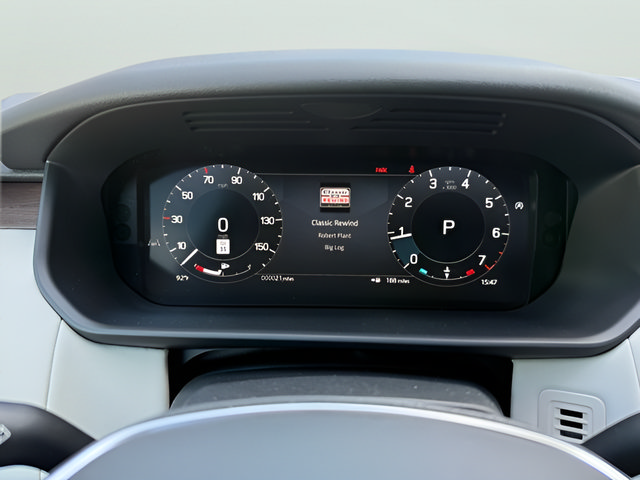 Certified 2025 Land Rover Discovery S AWD/4WD image 22