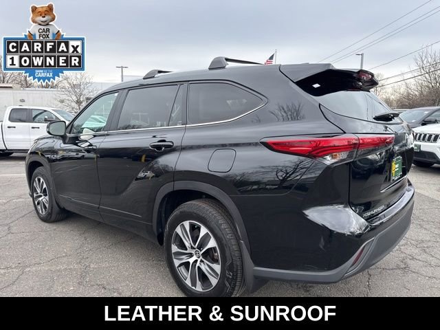 Used 2023 Toyota Highlander XLE image 18