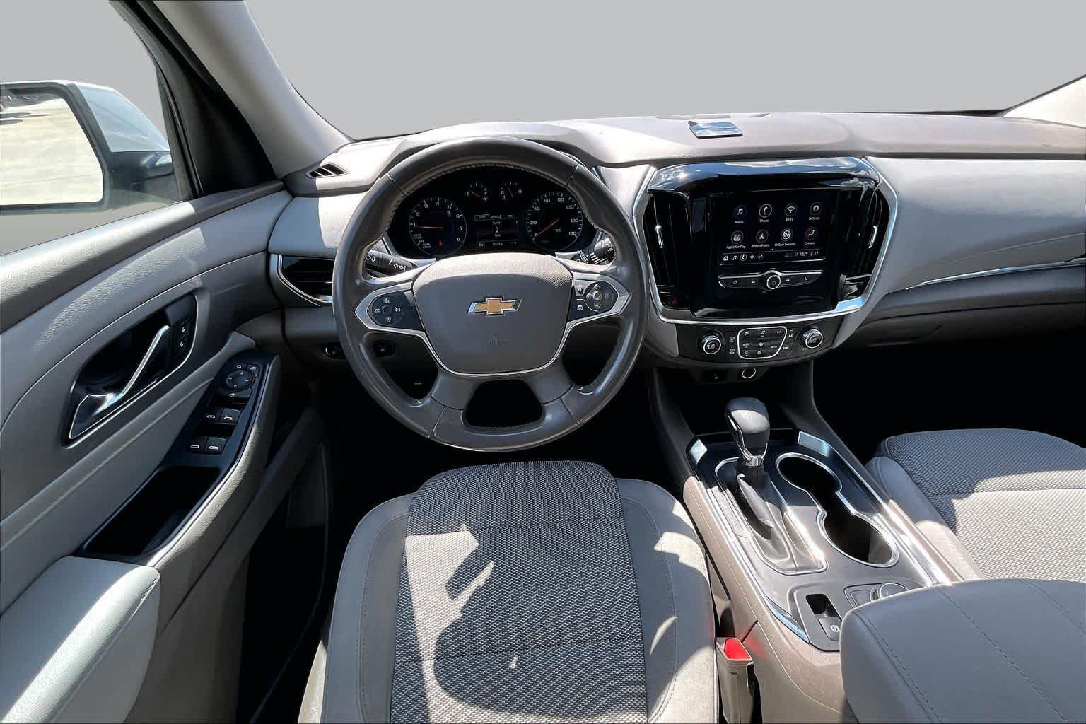 Used 2021 Chevrolet Traverse LT FWD image 6