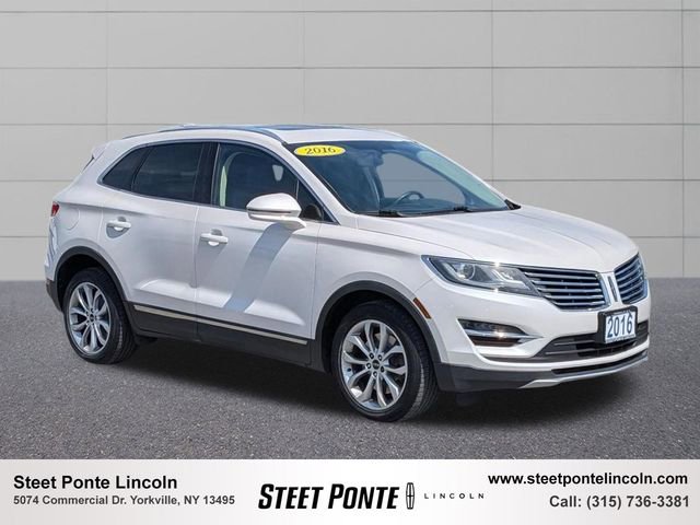 Used 2016 Lincoln MKC Select w/ Select Plus Package AWD/4WD image 1