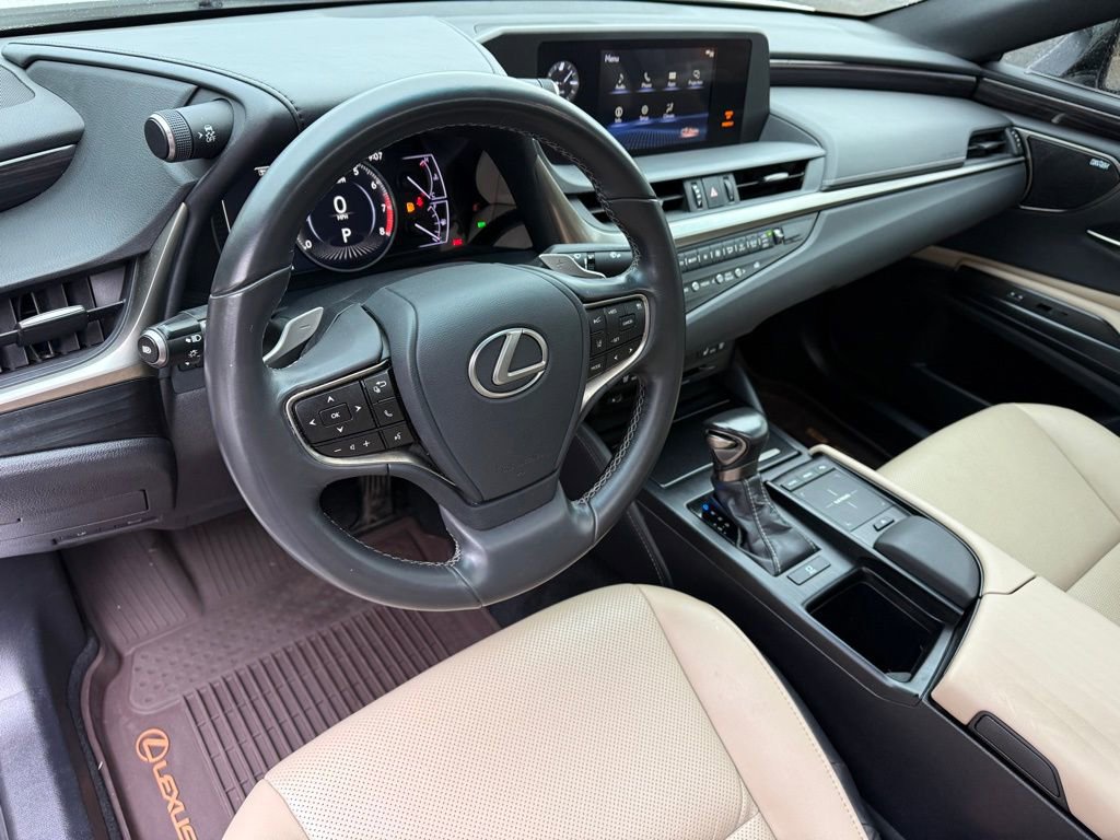 Used 2019 Lexus ES 350 w/ Premium Package image 12