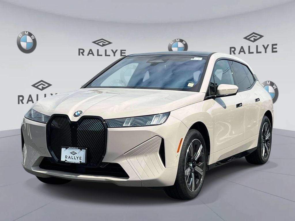 Used 2026 BMW iX xDrive60 w/ Premium Package AWD/4WD image 3