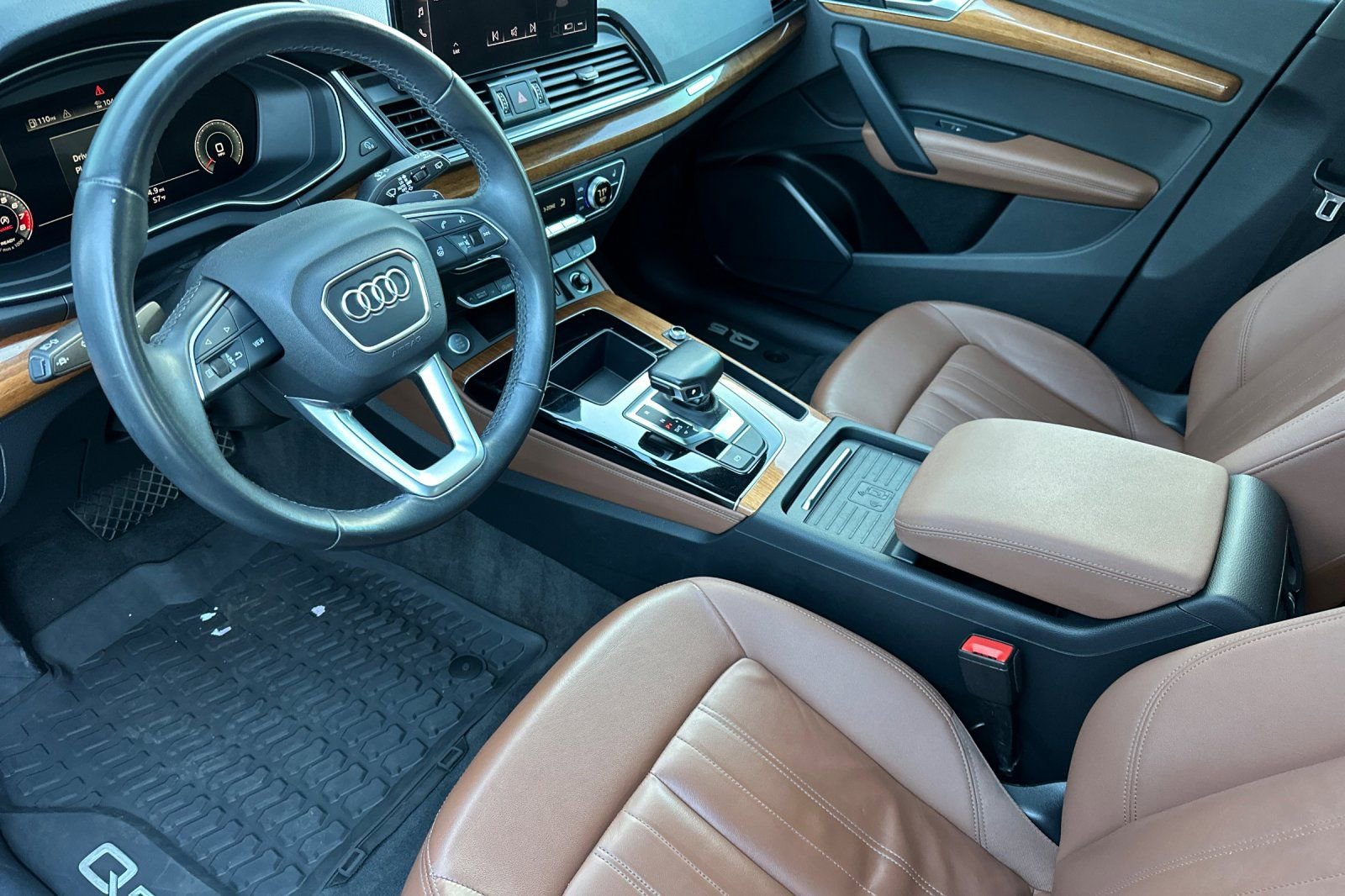 Used 2021 Audi Q5 2.0T Premium Plus w/ Premium Plus Package image 9