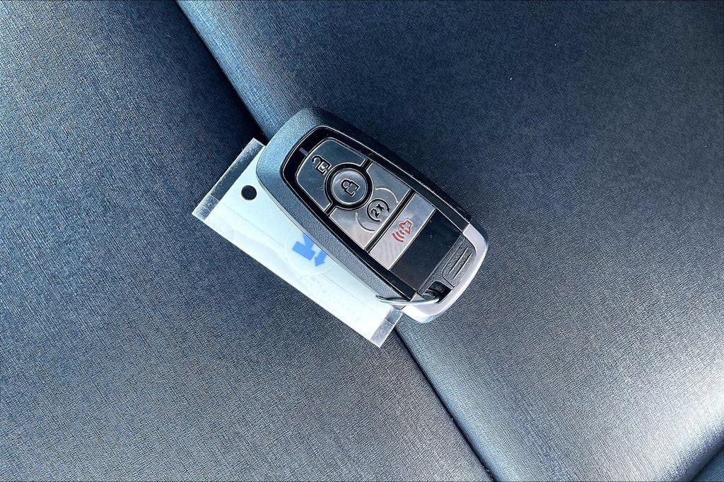 Used 2025 Ford Bronco Badlands AWD/4WD image 6