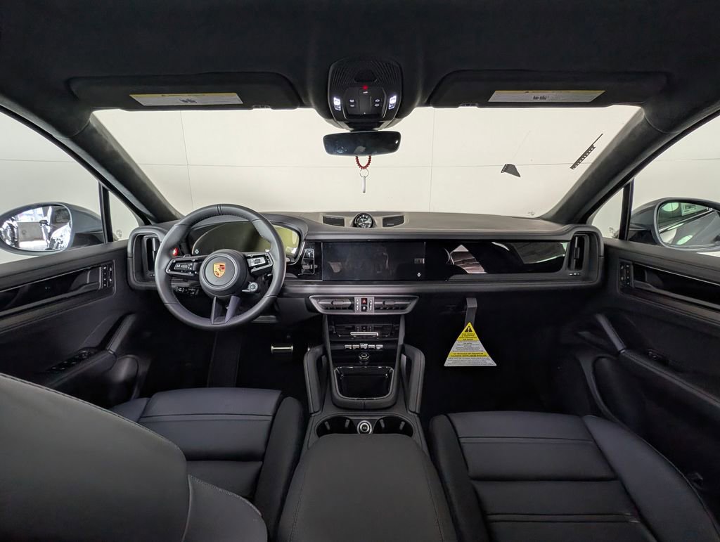 New 2026 Porsche Cayenne GTS image 20