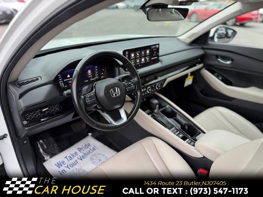 Used 2024 Honda Accord Touring image 16