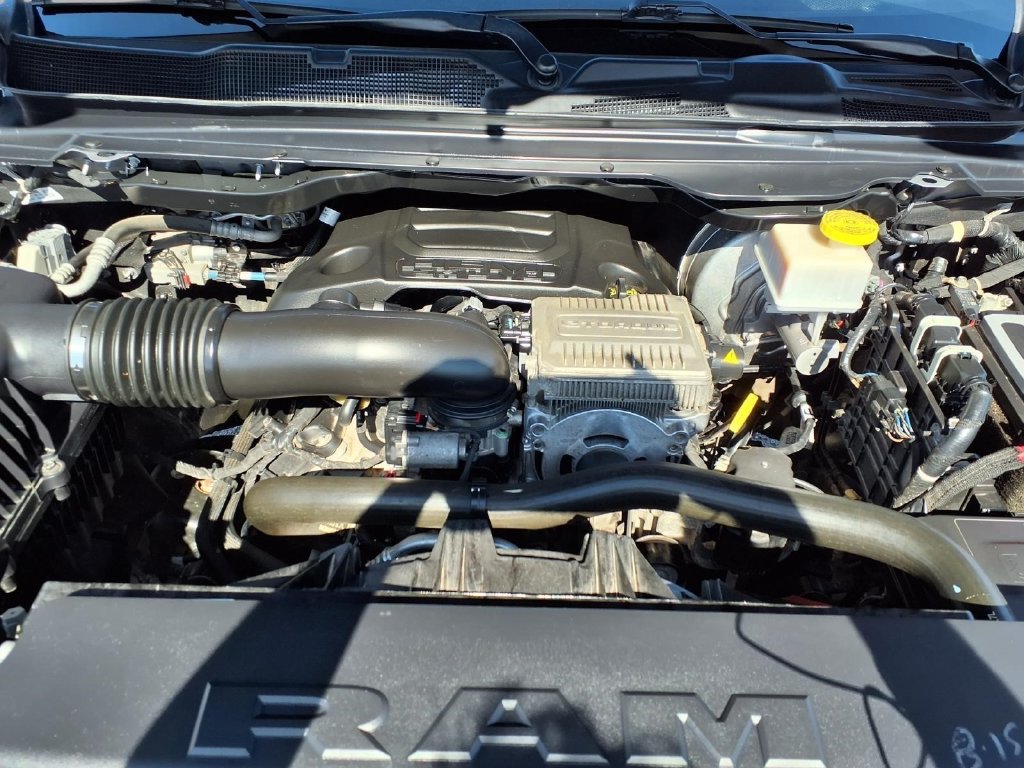 Used 2024 RAM 1500 Laramie RWD image 3