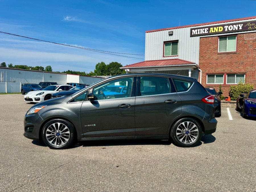 Used 2017 Ford C-MAX Titanium w/ Interior Protection Package FWD image 5