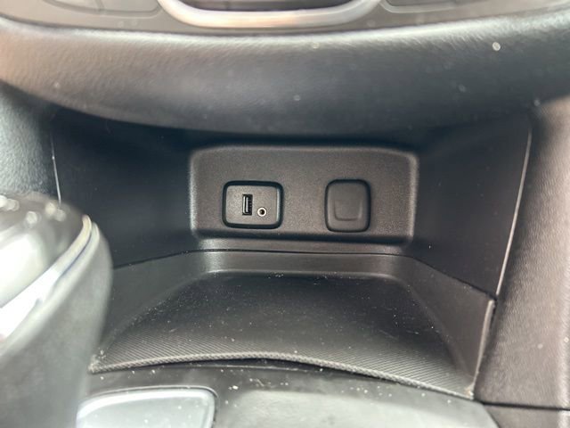 Used 2018 Chevrolet Equinox LT image 26