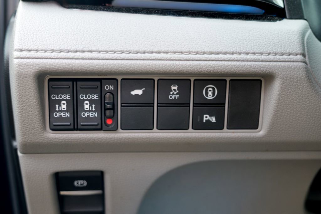 Used 2024 Honda Odyssey Elite image 55