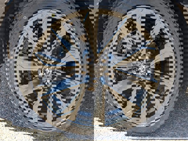 Used 2024 Toyota Corolla SE image 10