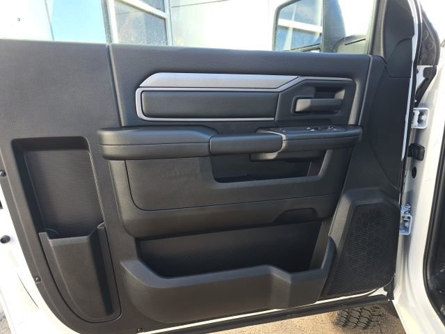 Used 2025 RAM 5500 Tradesman image 7