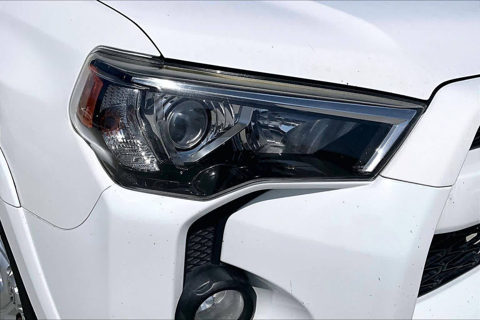 Used 2017 Toyota 4Runner SR5 RWD image 27