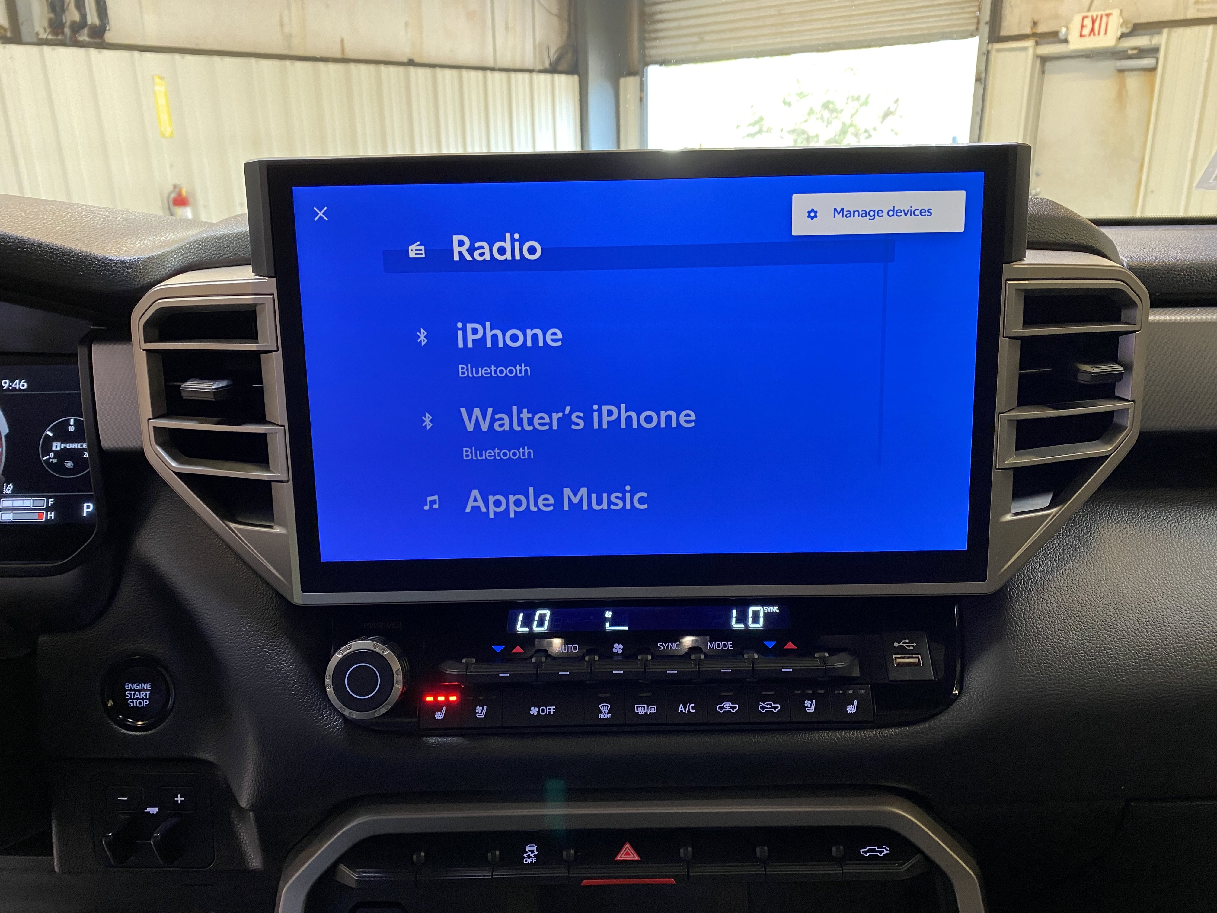 Used 2025 Toyota Tundra Limited w/ Power Package image 40