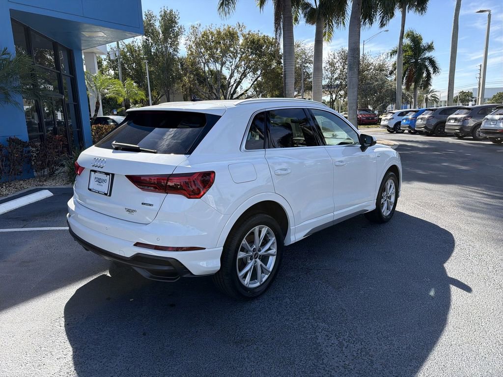 Used 2022 Audi Q3 2.0T Premium w/ Convenience Package image 8