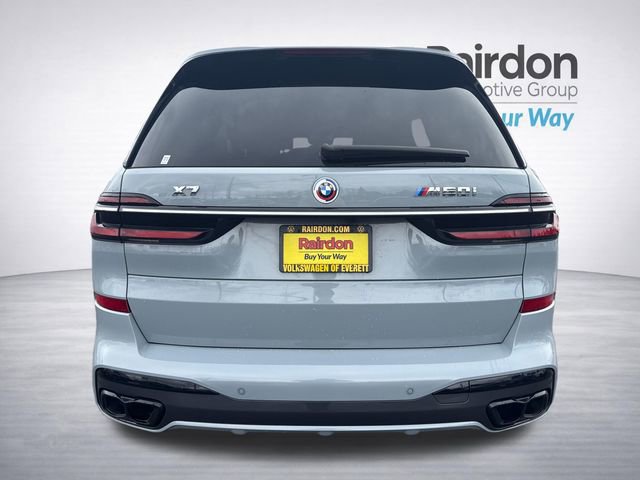 Used 2023 BMW X7 M60i w/ Executive Package image 8