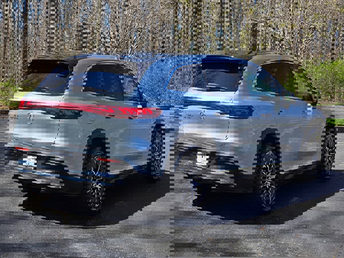 Used 2023 Mercedes-Benz EQS 450+ SUV image 5