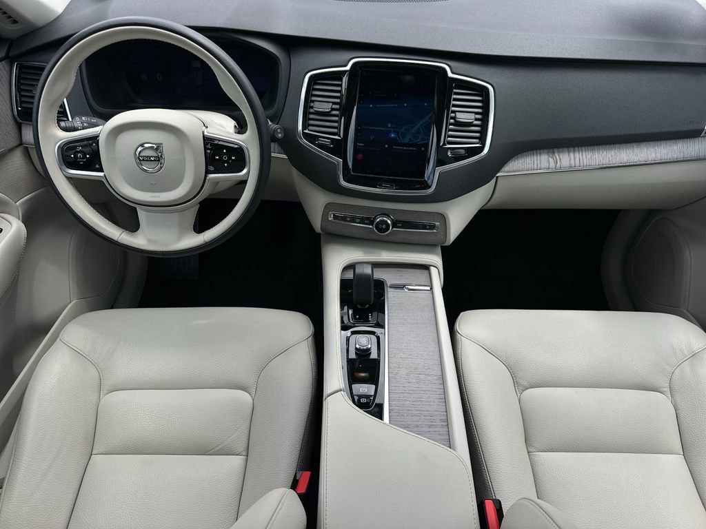 Certified 2024 Volvo XC90 T8 Plus AWD/4WD image 12