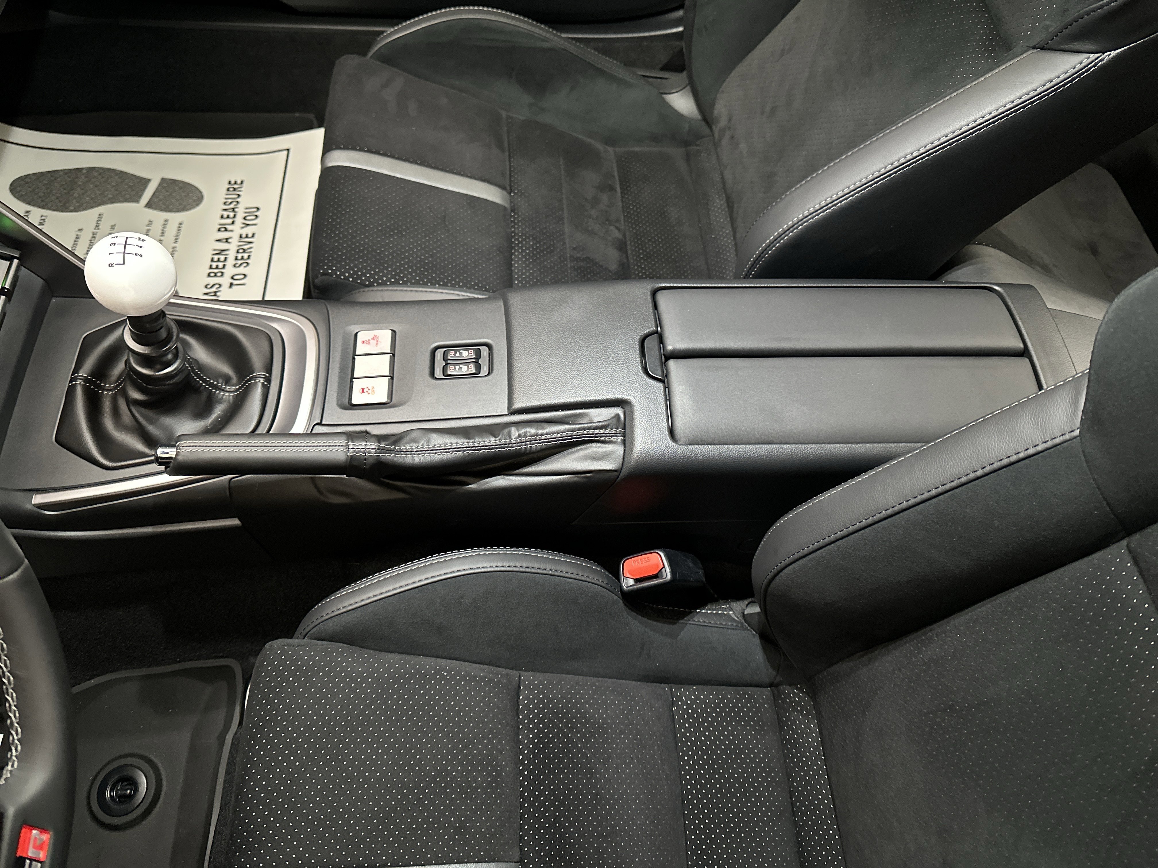 Used 2023 Toyota GR86 Premium w/ ALL Weather Mat Package (TMS) RWD image 31
