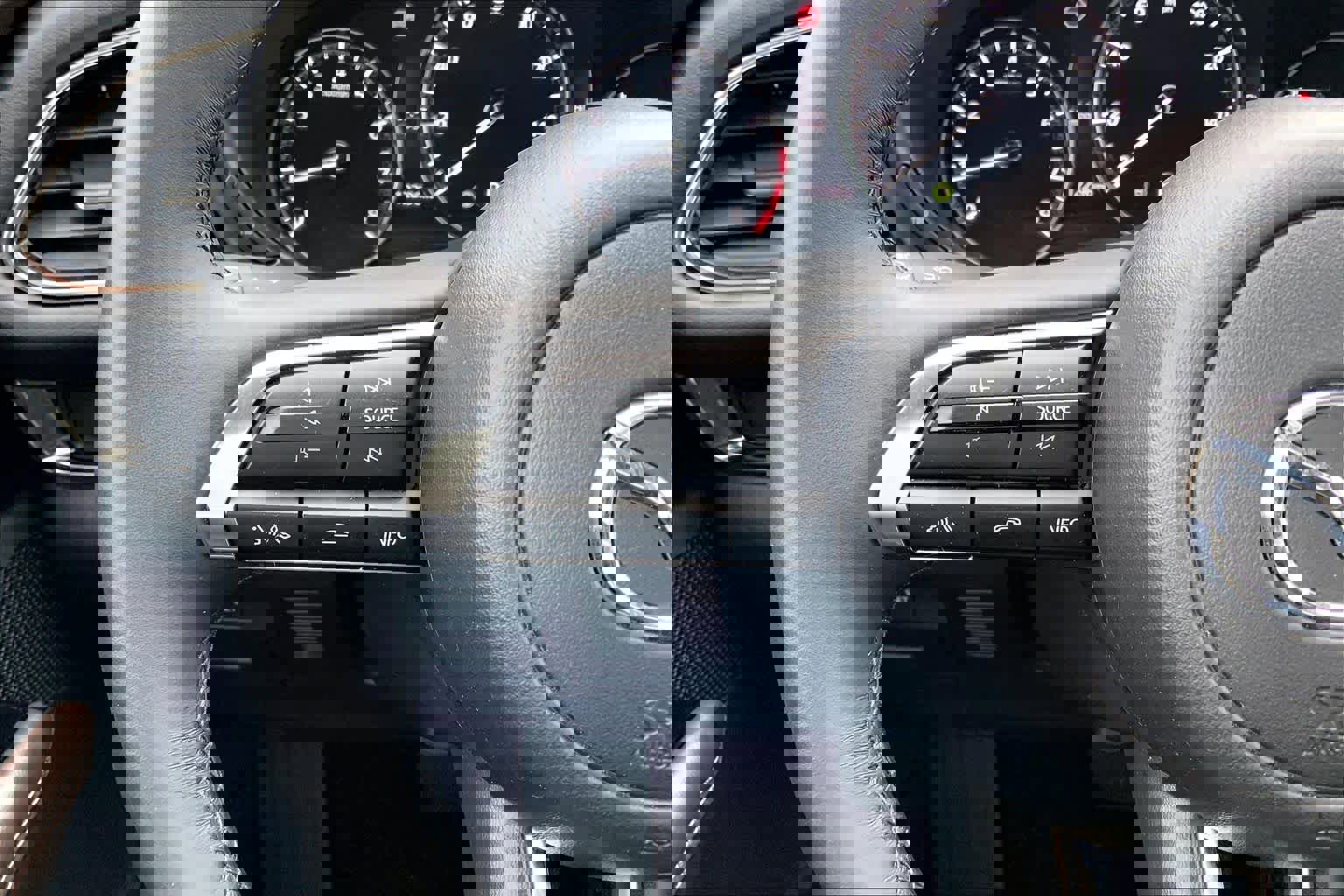 Certified 2025 MAZDA CX-30 AWD 2.5 S w/ Premium Package image 24