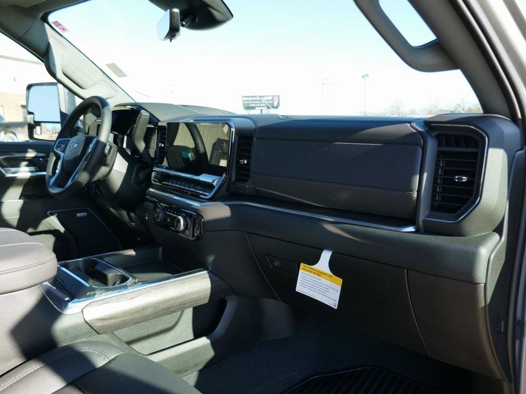 New 2026 Chevrolet Silverado 3500 LTZ w/ LTZ Plus Package image 11