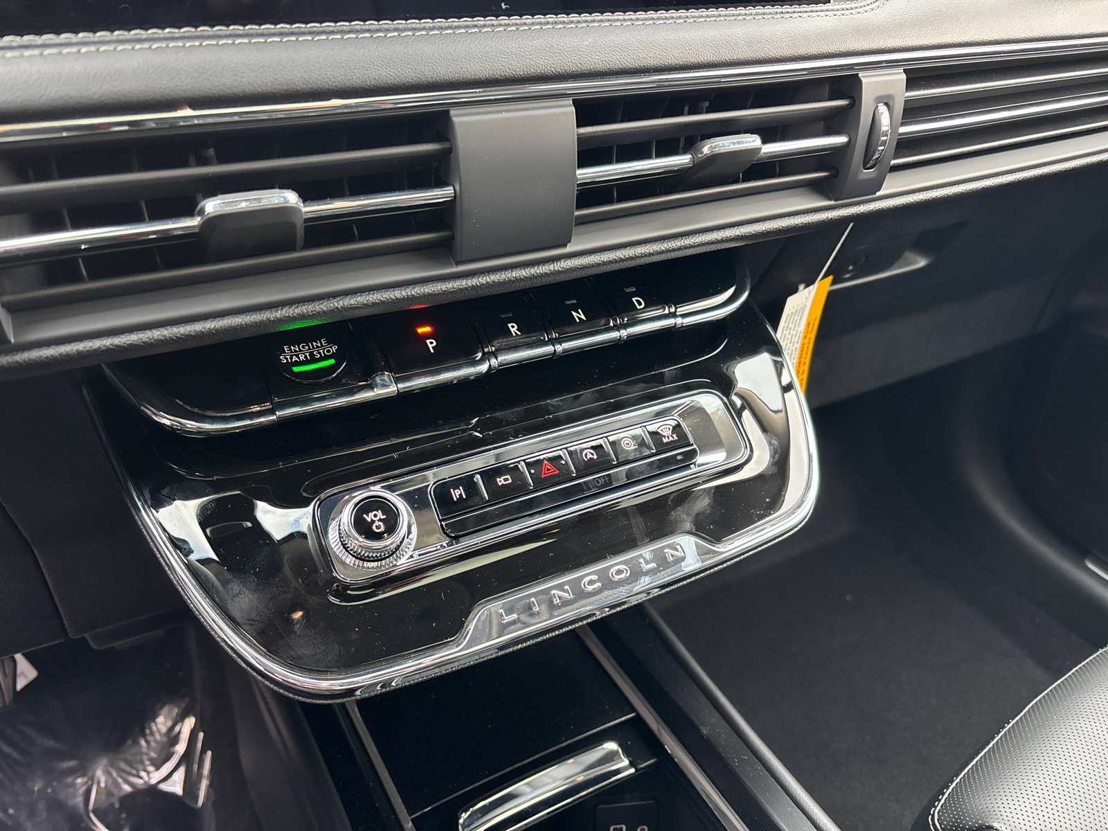 New 2026 Lincoln Corsair Premiere image 22