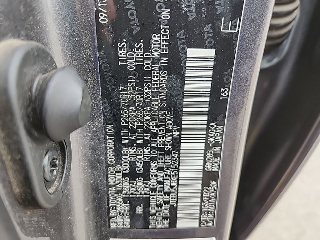 Used 2014 Toyota 4Runner SR5 AWD/4WD image 43