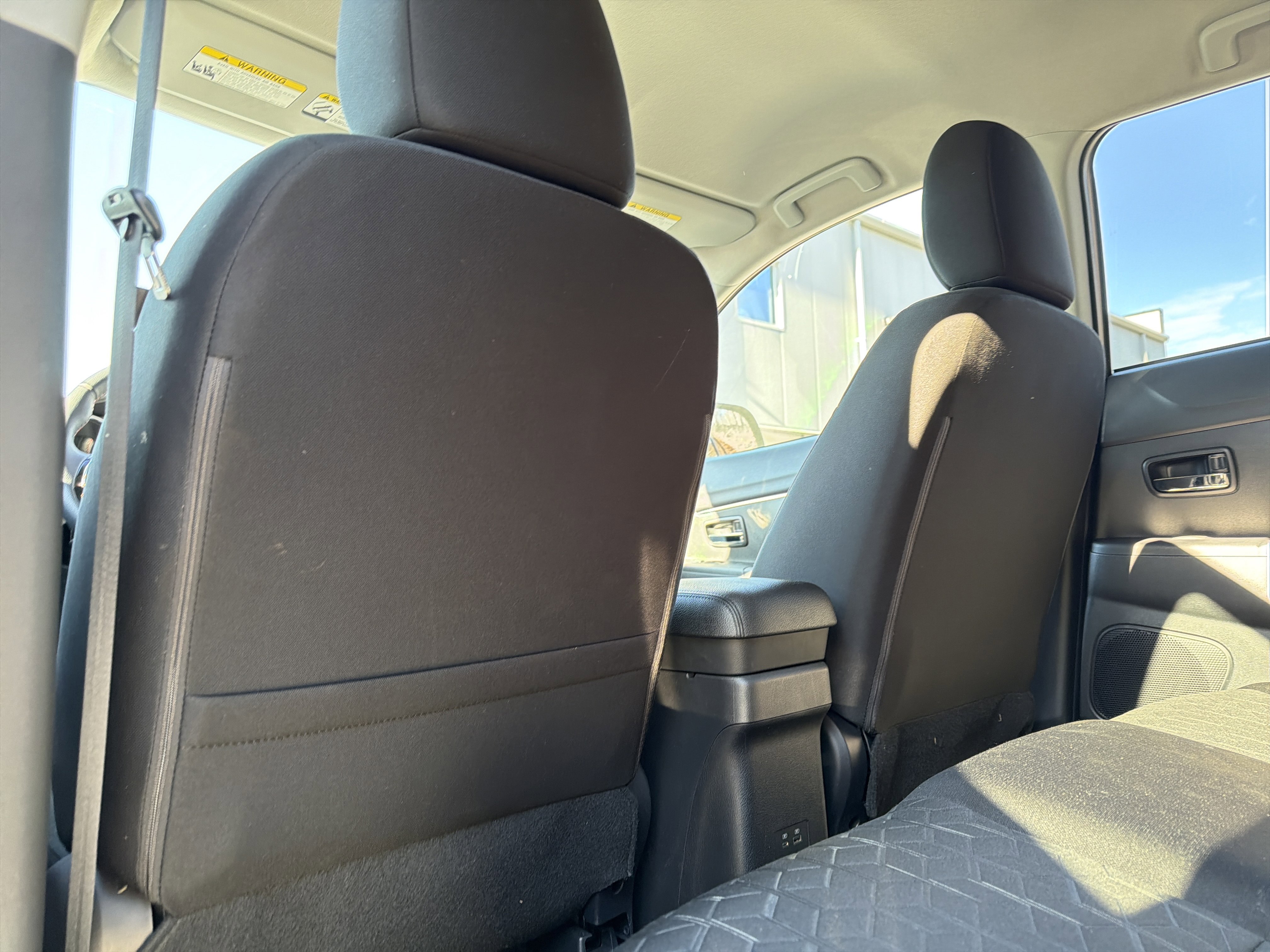 Used 2025 Mitsubishi Outlander Sport LE image 28