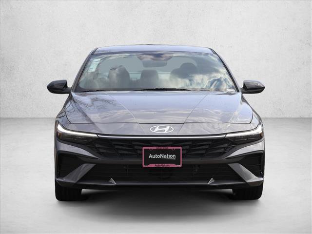 New 2025 Hyundai Elantra SEL image 2
