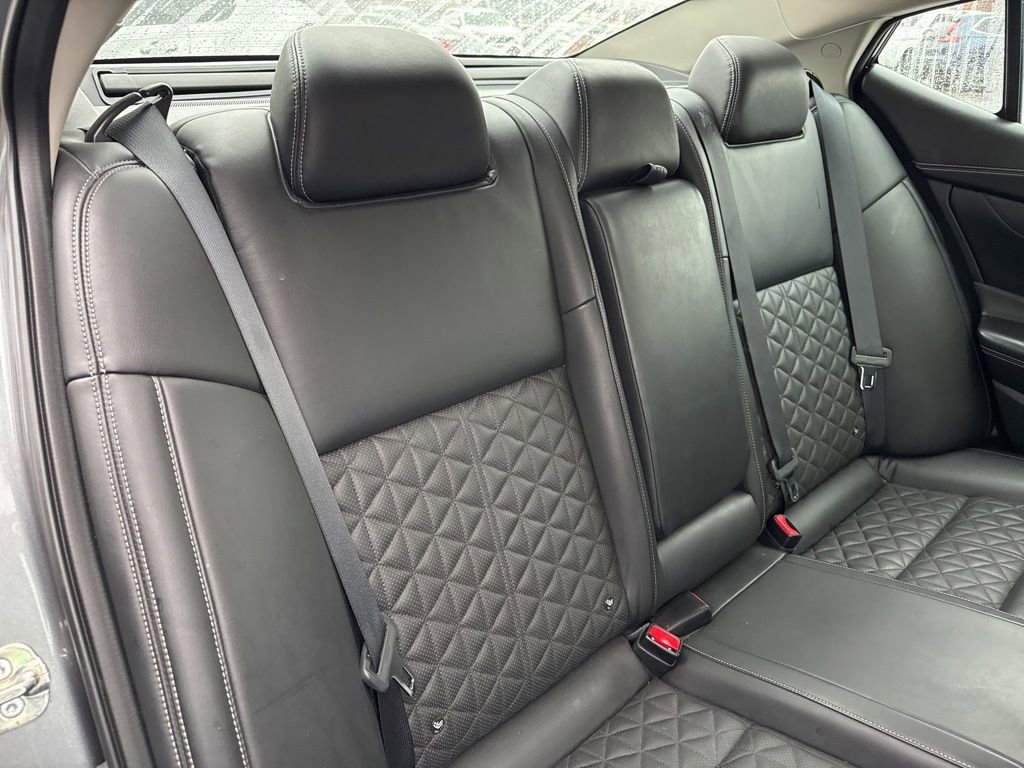 Used 2018 Nissan Maxima Platinum image 22