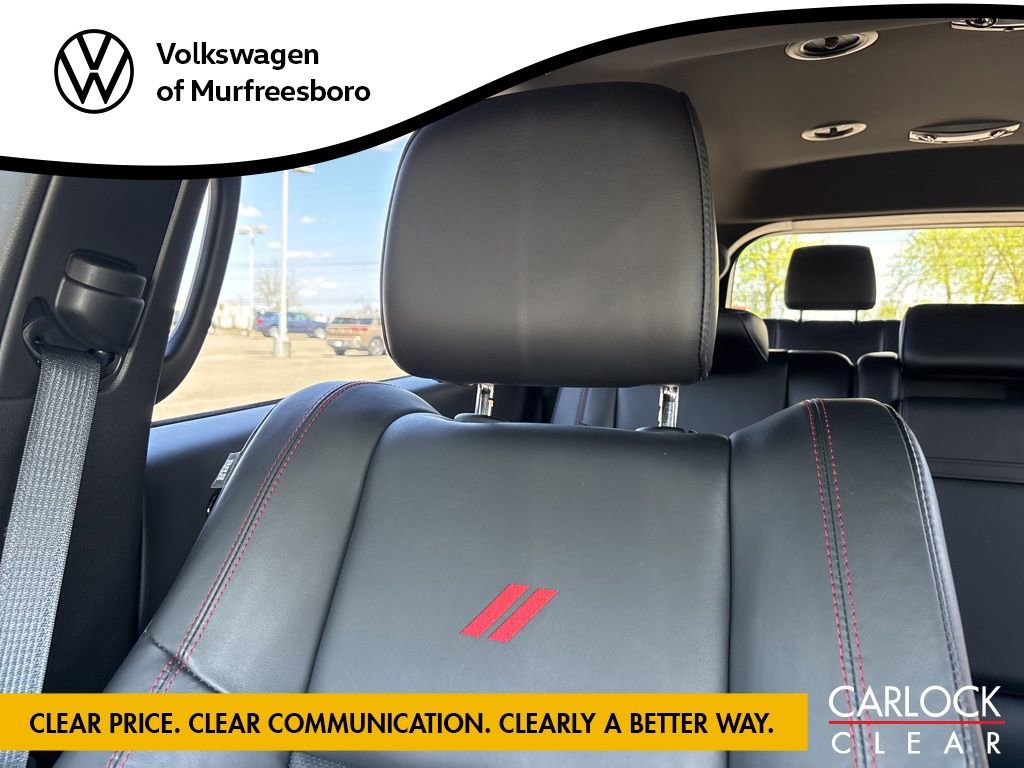 Used 2023 Dodge Durango GT image 23