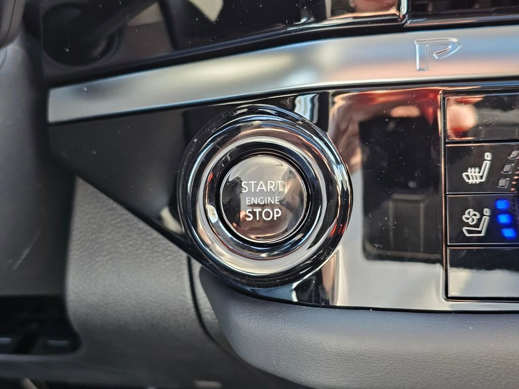New 2026 Nissan Pathfinder Platinum AWD/4WD image 16