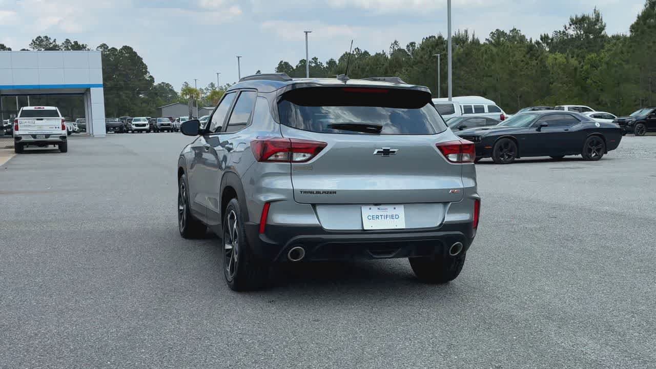 Used 2023 Chevrolet TrailBlazer RS w/ Sun and Liftgate Package FWD image 7