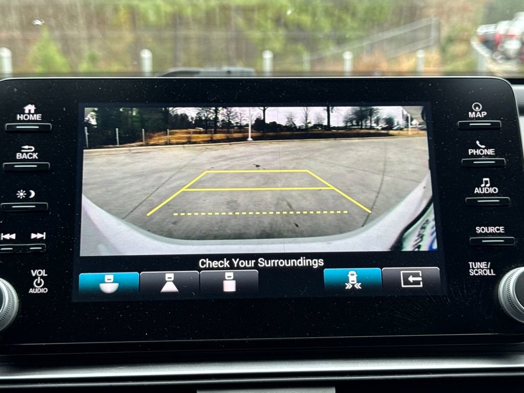 Used 2018 Honda Accord Touring image 24