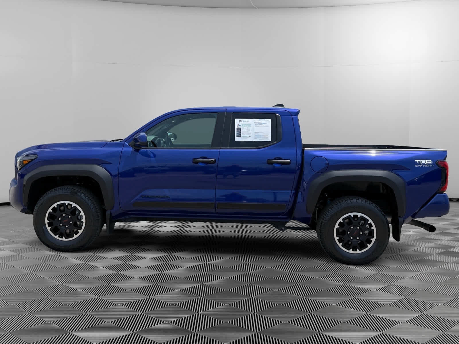 Used 2025 Toyota Tacoma TRD Off-Road AWD/4WD video 2