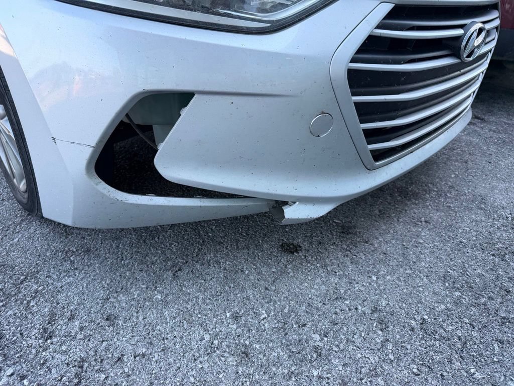 Used 2018 Hyundai Elantra SEL FWD image 17