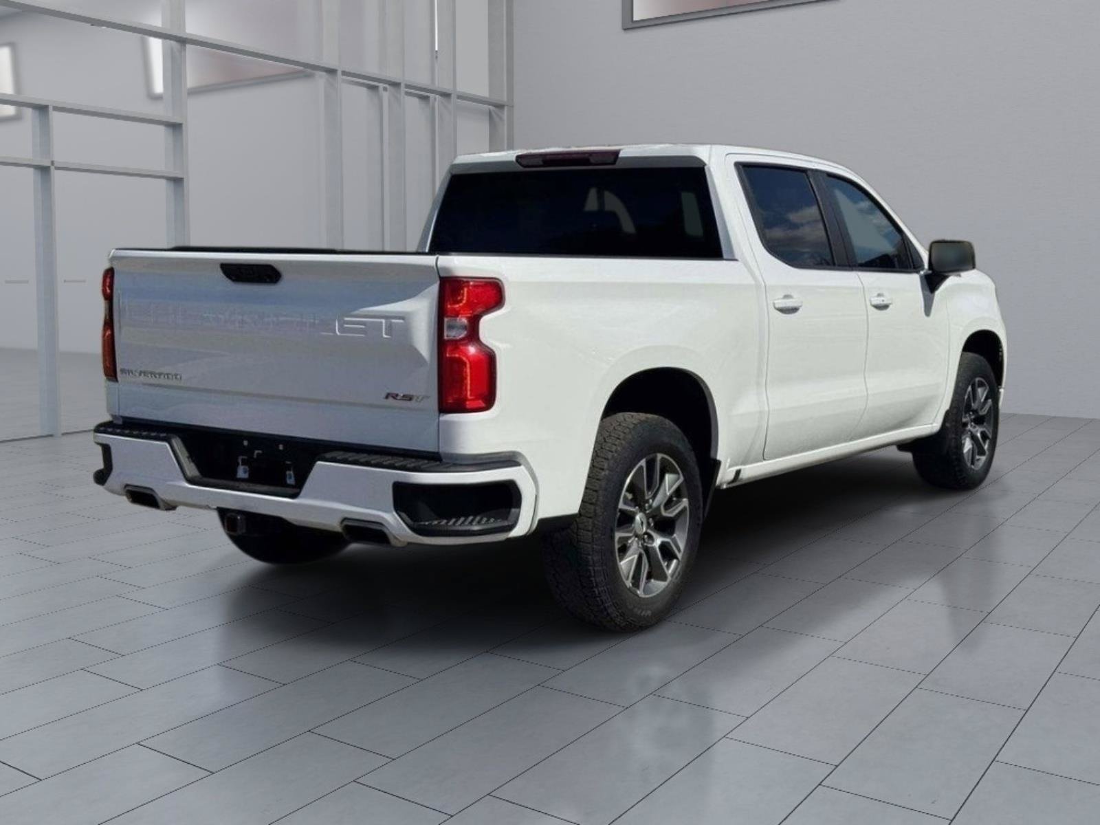 Used 2023 Chevrolet Silverado 1500 RST AWD/4WD image 5