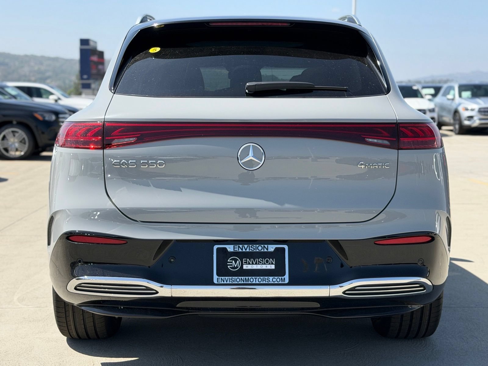 New 2026 Mercedes-Benz EQS 550 4MATIC SUV image 9