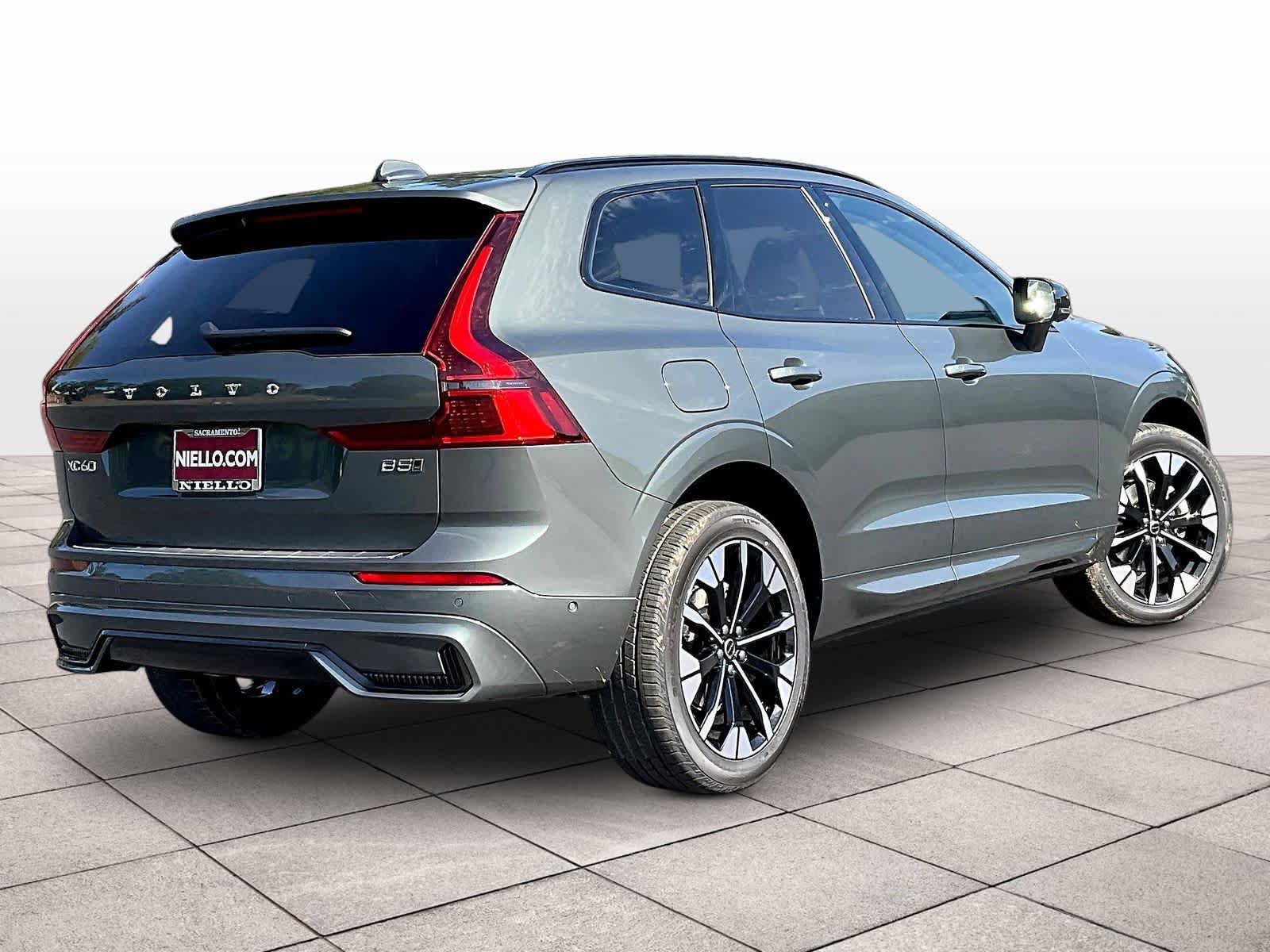 New 2026 Volvo XC60 B5 Plus w/ Protection Package Premier AWD/4WD image 4