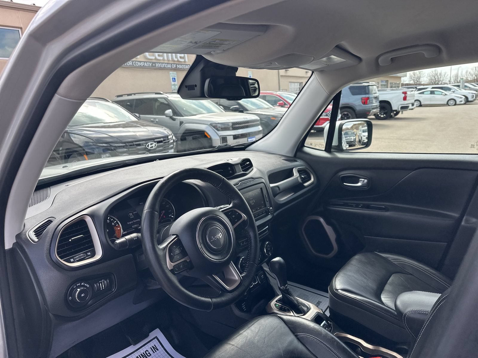 Used 2016 Jeep Renegade Limited AWD/4WD image 14