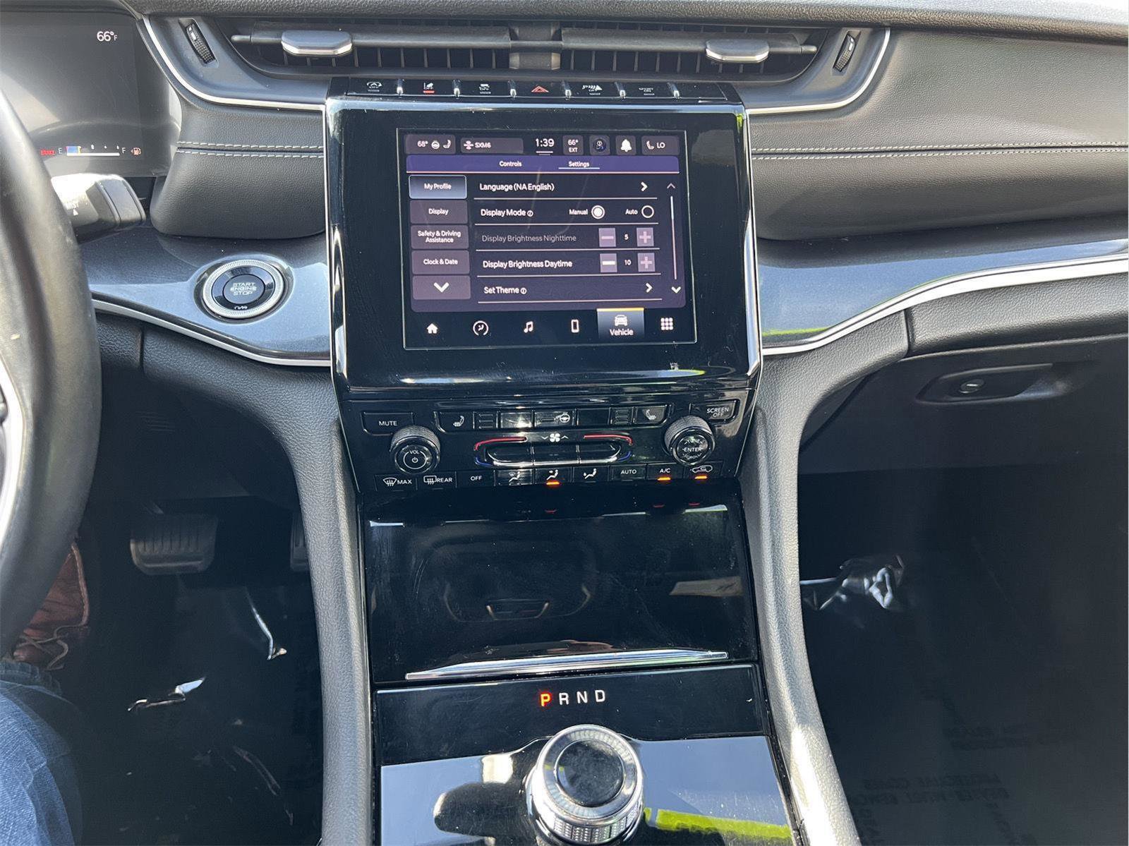 Used 2022 Jeep Grand Cherokee Altitude image 27