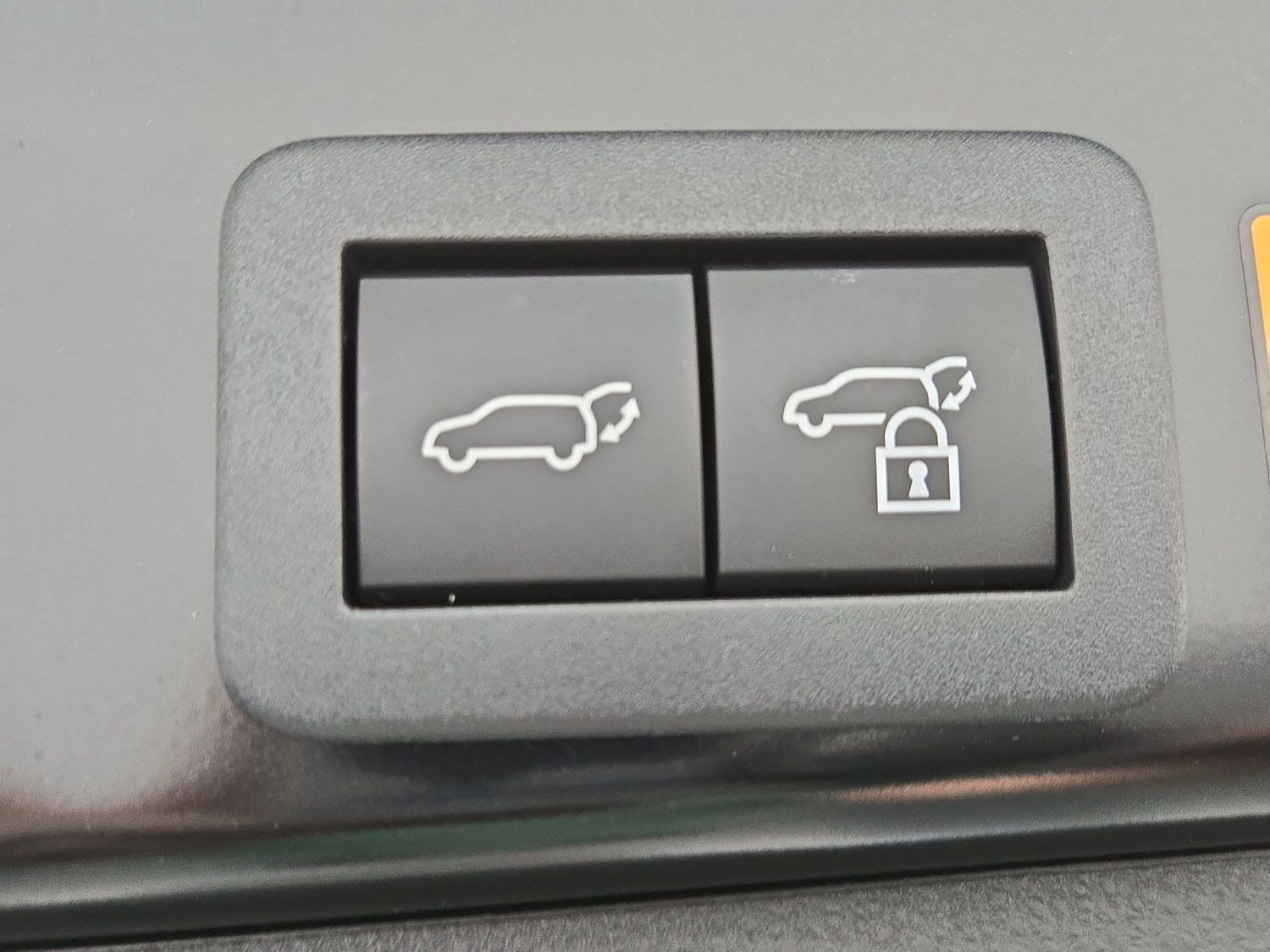 New 2026 Toyota RAV4 XSE w/ Panoramic Sun Roof Package AWD/4WD image 27