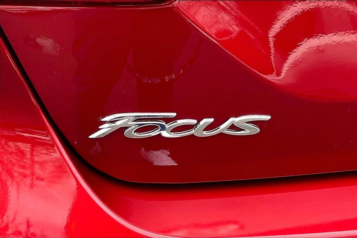 Used 2013 Ford Focus SE w/ SE Winter Pkg FWD image 22