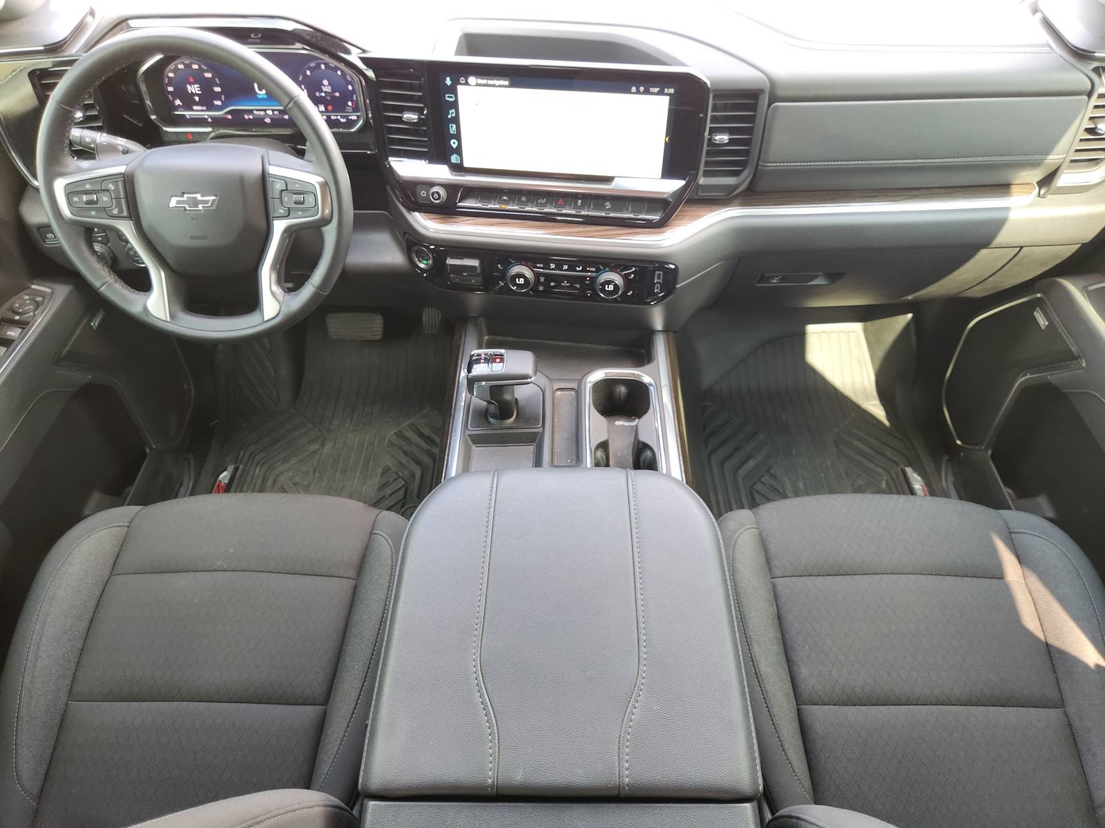 Used 2025 Chevrolet Silverado 1500 RST w/ Texas Edition Plus AWD/4WD image 27