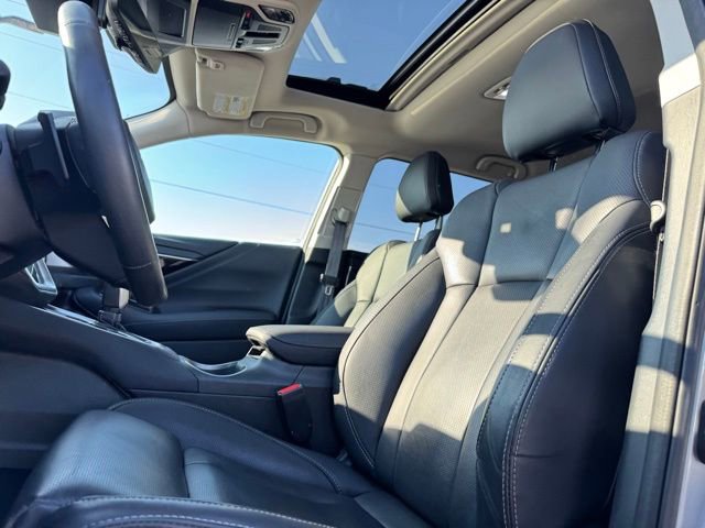 Used 2024 Subaru Outback Touring XT w/ Popular Package #2 image 9