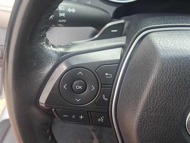 Used 2019 Toyota Camry SE w/ Audio Package FWD image 21