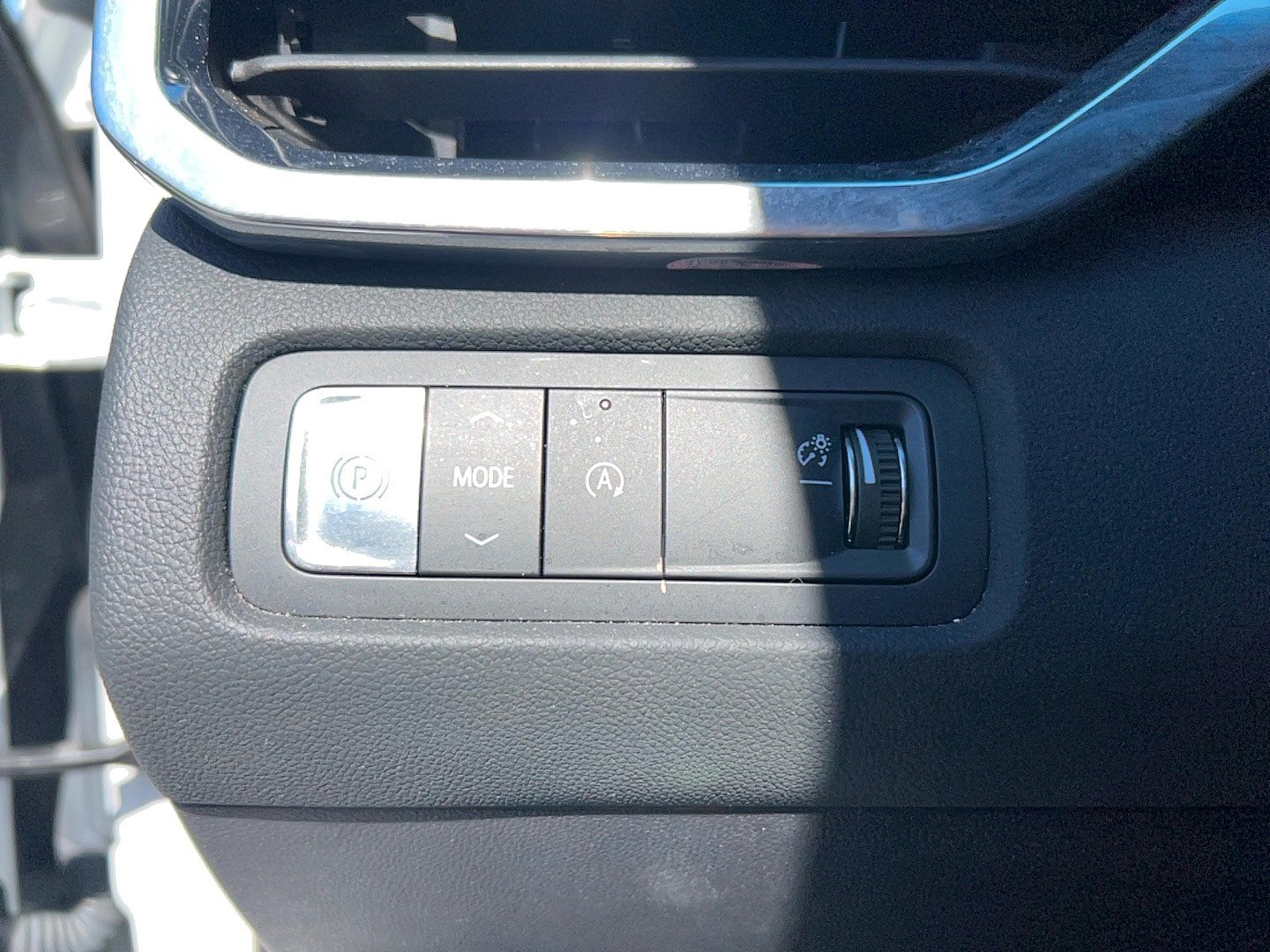 Used 2024 GMC Acadia Elevation w/ Black Edition FWD image 14